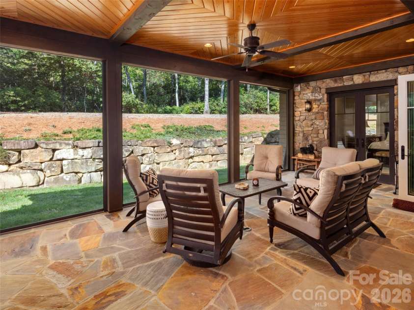 1946 White Tree Trail, Arden, NC 28704.  MLS# CAR4359599, YatesRealty ID 7079. 