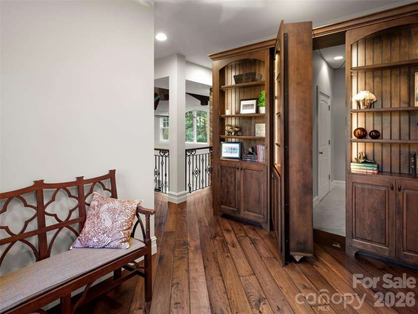 1946 White Tree Trail, Arden, NC 28704.  MLS# CAR4359599, YatesRealty ID 7079. 