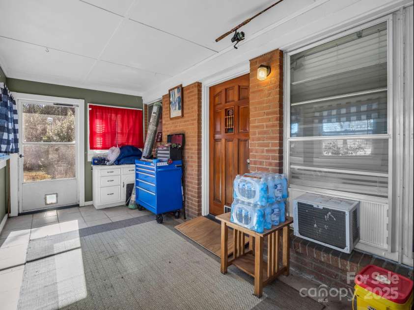 2072 Dean Lane, Lincolnton, NC 28092.  MLS# CAR4330224, YatesRealty ID 708. 