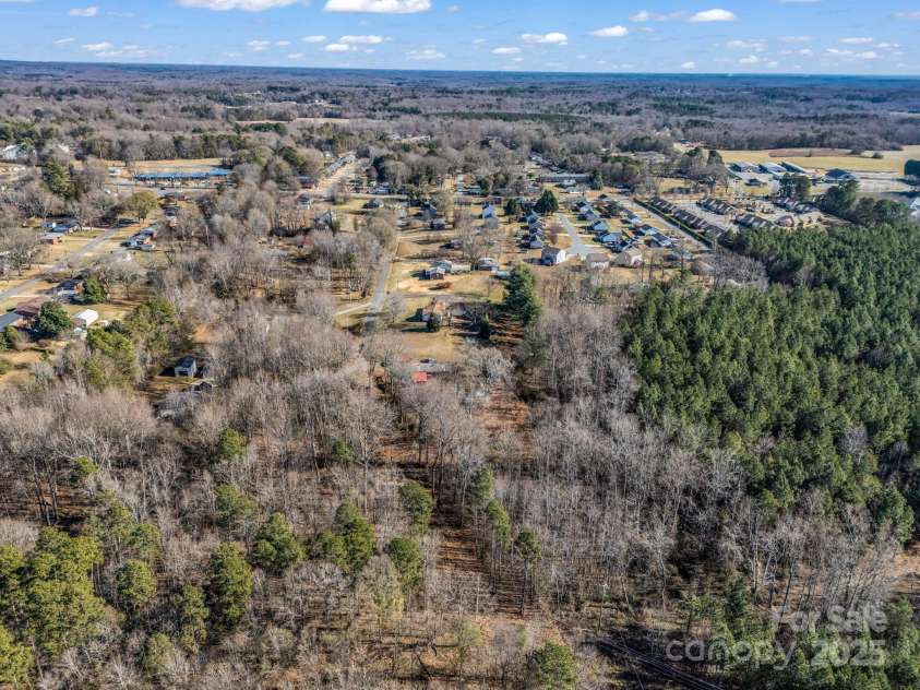 2072 Dean Lane, Lincolnton, NC 28092.  MLS# CAR4330224, YatesRealty ID 708. 