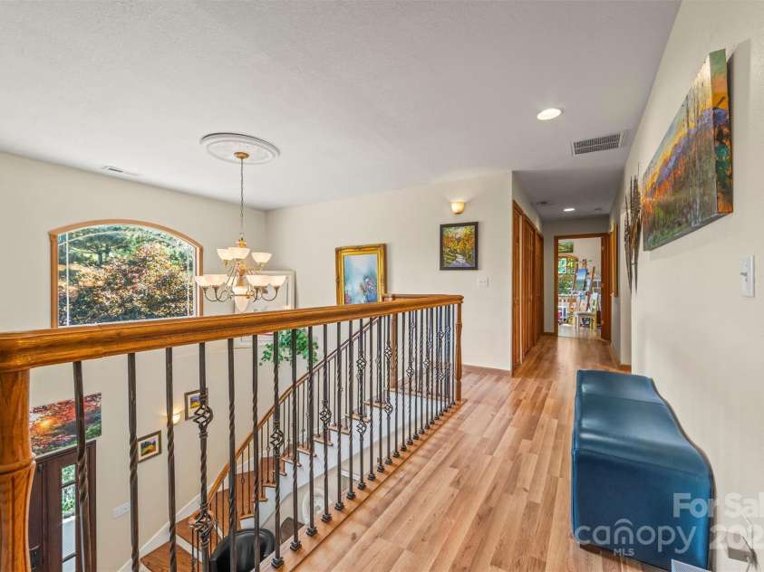 336 Berry Lane, Bryson City, NC 28713.  MLS# CAR4313303, YatesRealty ID 708. 2nd floor