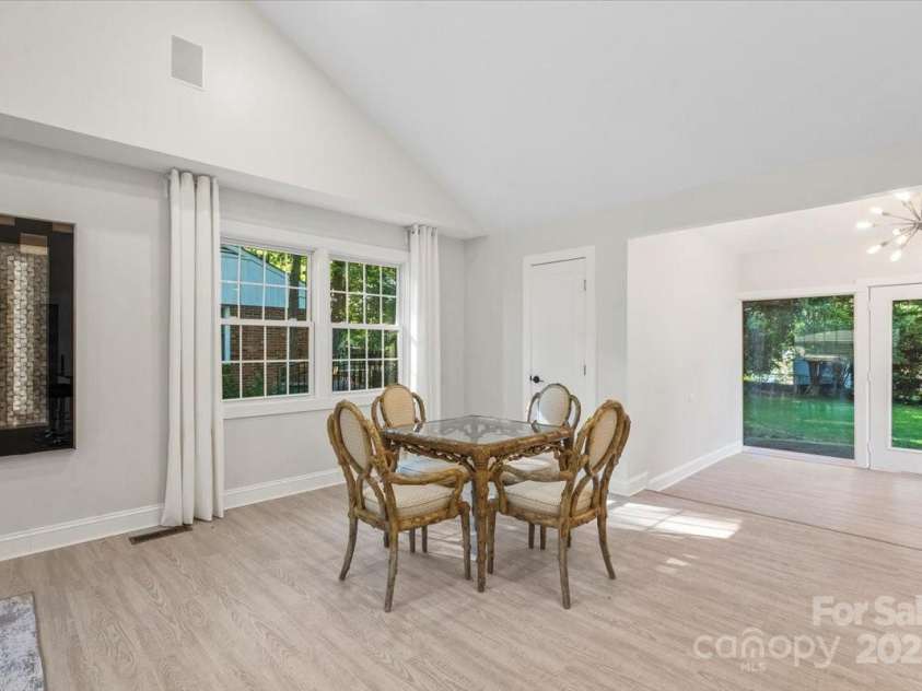 5009 Milford Road, Charlotte, NC 28210.  MLS# CAR4293565, YatesRealty ID 7080. 