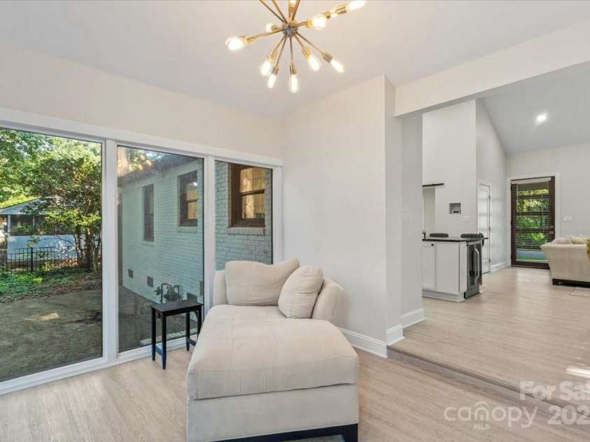 5009 Milford Road, Charlotte, NC 28210.  MLS# CAR4293565, YatesRealty ID 7080. 