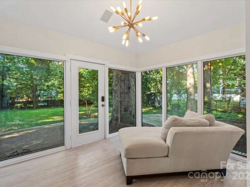 5009 Milford Road, Charlotte, NC 28210.  MLS# CAR4293565, YatesRealty ID 7080. 