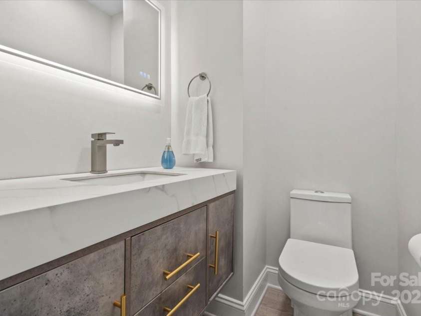 5009 Milford Road, Charlotte, NC 28210.  MLS# CAR4293565, YatesRealty ID 7080. 