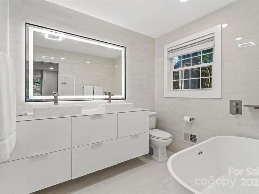 5009 Milford Road, Charlotte, NC 28210.  MLS# CAR4293565, YatesRealty ID 7080. 