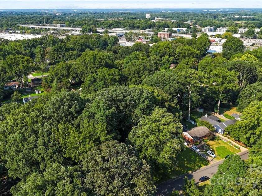 5009 Milford Road, Charlotte, NC 28210.  MLS# CAR4293565, YatesRealty ID 7080. 