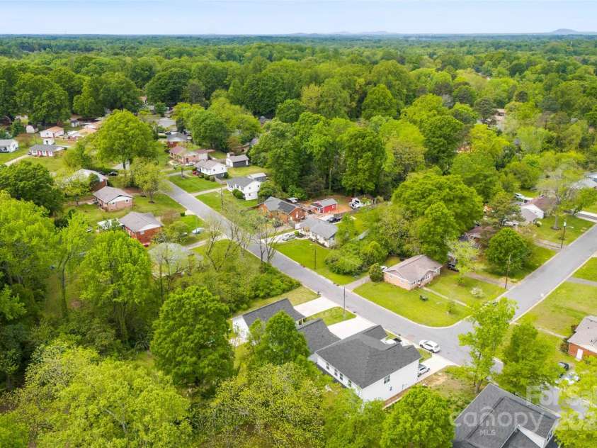 1301 Marble Street, Charlotte, NC 28208.  MLS# CAR4247117, YatesRealty ID 7081. 