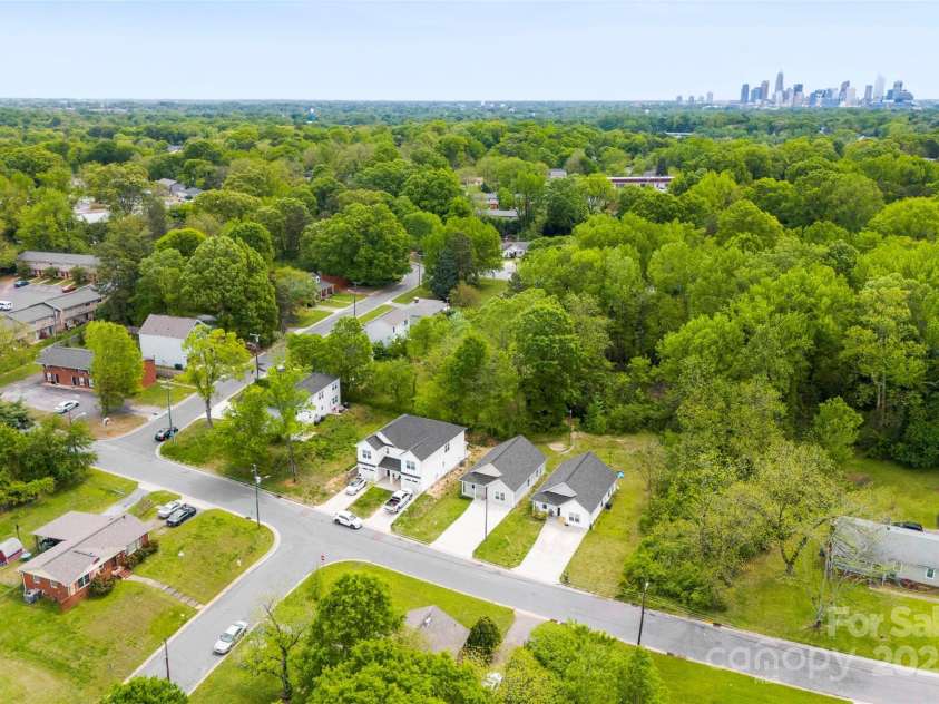 1301 Marble Street, Charlotte, NC 28208.  MLS# CAR4247117, YatesRealty ID 7081. 