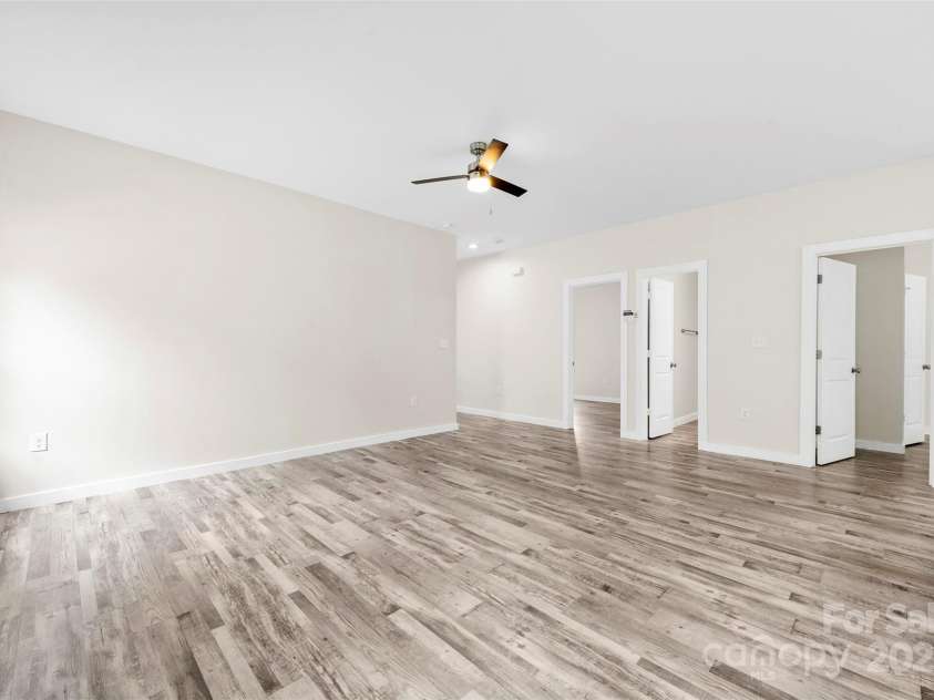 1301 Marble Street, Charlotte, NC 28208.  MLS# CAR4247117, YatesRealty ID 7081. 