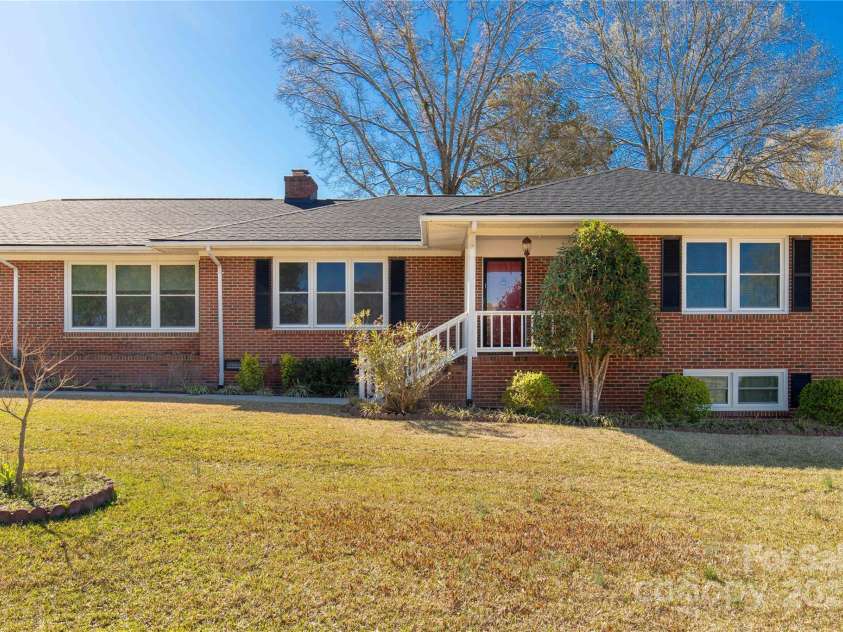 1139 Suttle Road, Lancaster, SC 29720.  MLS# CAR4235169, YatesRealty ID 7082. 