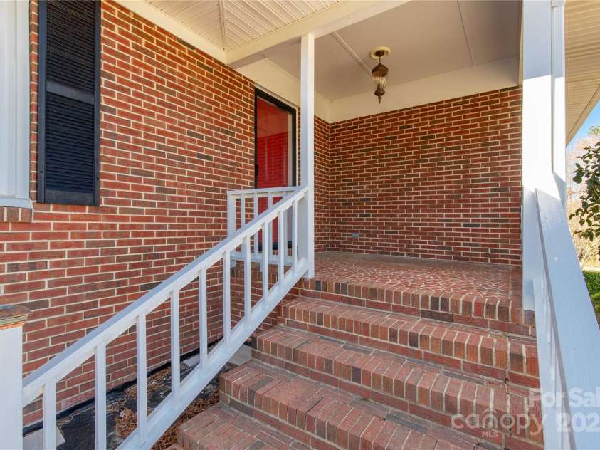 1139 Suttle Road, Lancaster, SC 29720.  MLS# CAR4235169, YatesRealty ID 7082. 