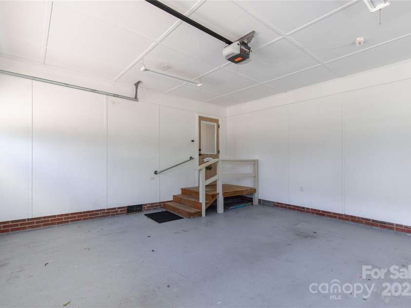 1139 Suttle Road, Lancaster, SC 29720.  MLS# CAR4235169, YatesRealty ID 7082. 