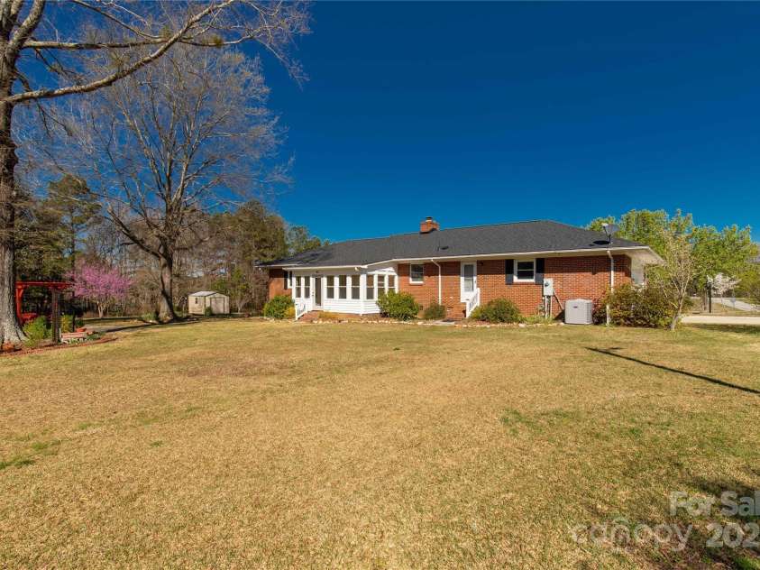 1139 Suttle Road, Lancaster, SC 29720.  MLS# CAR4235169, YatesRealty ID 7082. 