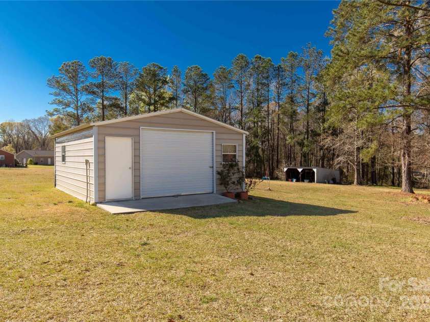 1139 Suttle Road, Lancaster, SC 29720.  MLS# CAR4235169, YatesRealty ID 7082. 