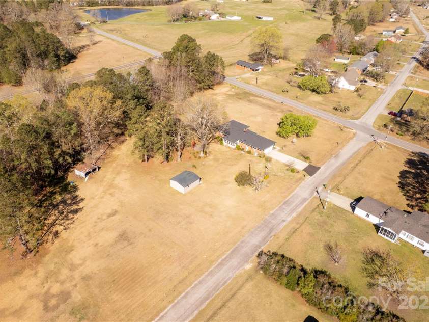 1139 Suttle Road, Lancaster, SC 29720.  MLS# CAR4235169, YatesRealty ID 7082. 