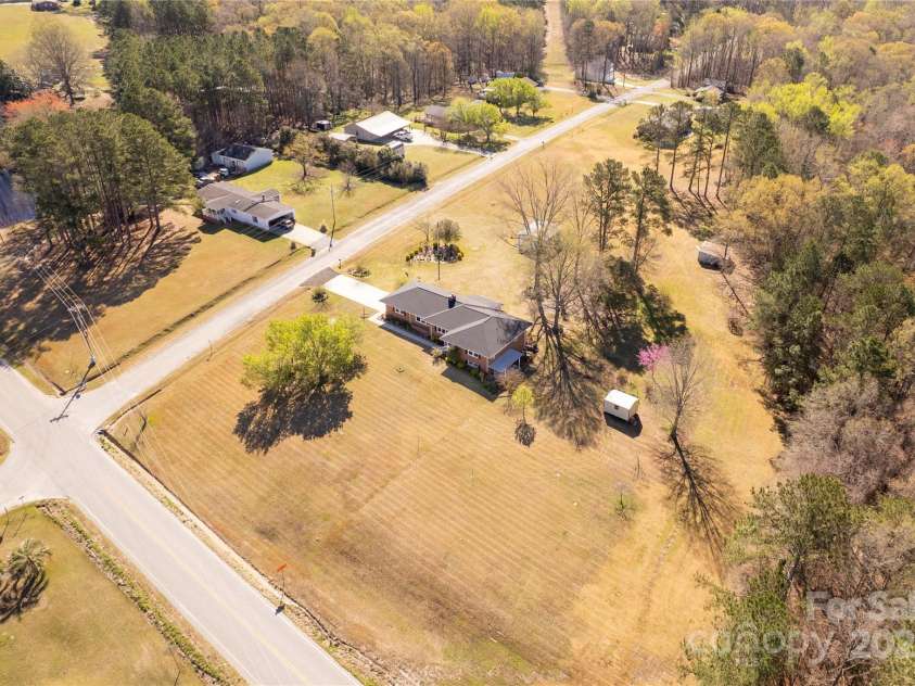 1139 Suttle Road, Lancaster, SC 29720.  MLS# CAR4235169, YatesRealty ID 7082. 