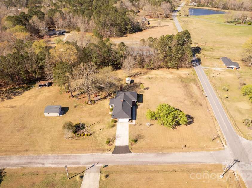 1139 Suttle Road, Lancaster, SC 29720.  MLS# CAR4235169, YatesRealty ID 7082. 