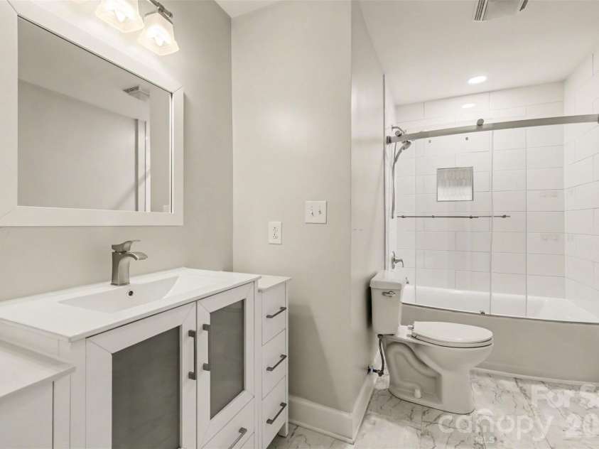 1439 Woodhurst Drive, Rock Hill, SC 29732.  MLS# CAR4351765, YatesRealty ID 7082. 