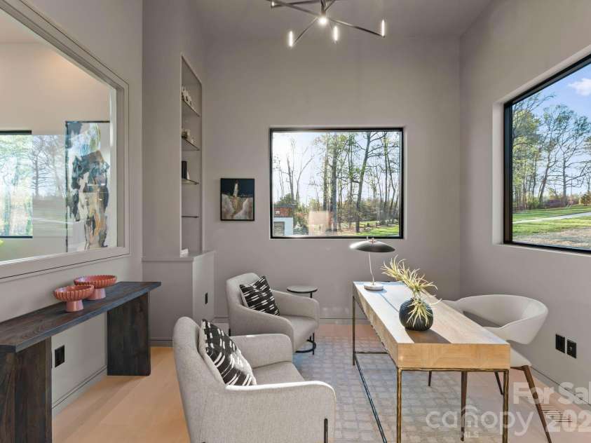 6000 Midsomer Road, Charlotte, NC 28214.  MLS# CAR4361204, YatesRealty ID 7083. 