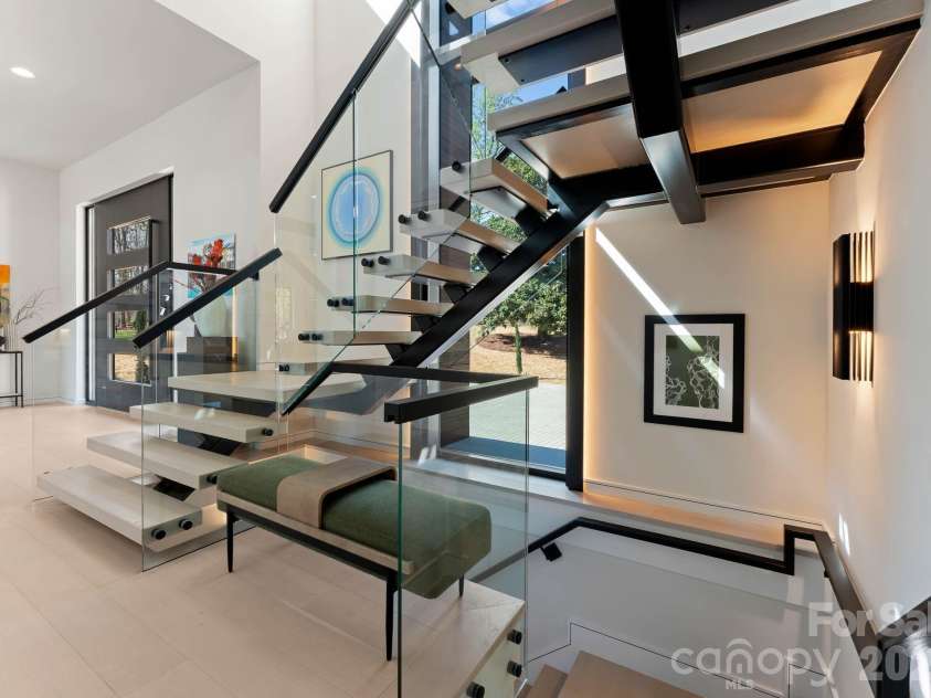 6000 Midsomer Road, Charlotte, NC 28214.  MLS# CAR4361204, YatesRealty ID 7083. 