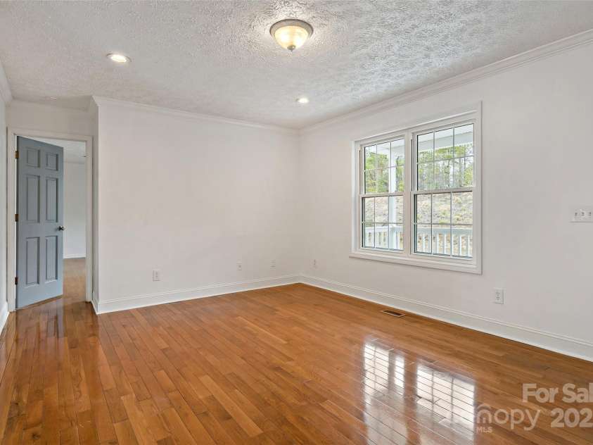 3655 Grandview Drive, Morganton, NC 28655.  MLS# CAR4231950, YatesRealty ID 7086. 