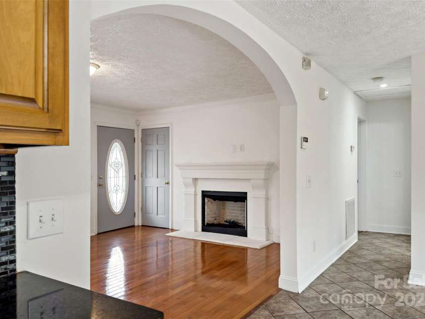 3655 Grandview Drive, Morganton, NC 28655.  MLS# CAR4231950, YatesRealty ID 7086. 