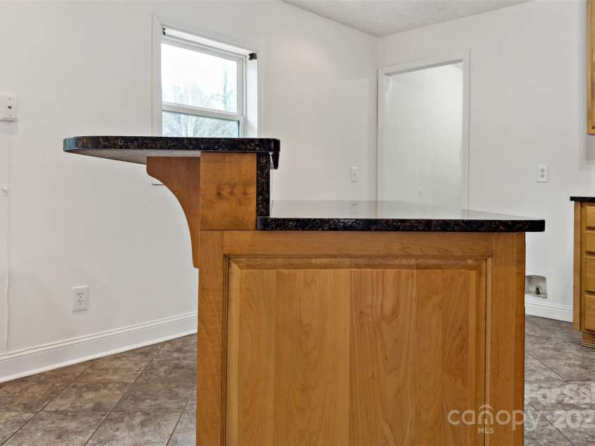 3655 Grandview Drive, Morganton, NC 28655.  MLS# CAR4231950, YatesRealty ID 7086. 
