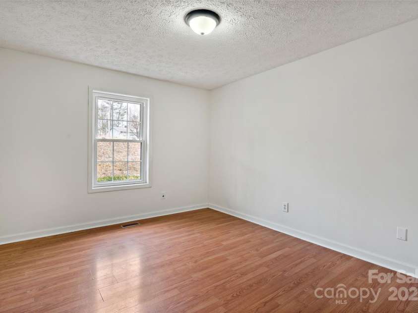 3655 Grandview Drive, Morganton, NC 28655.  MLS# CAR4231950, YatesRealty ID 7086. 