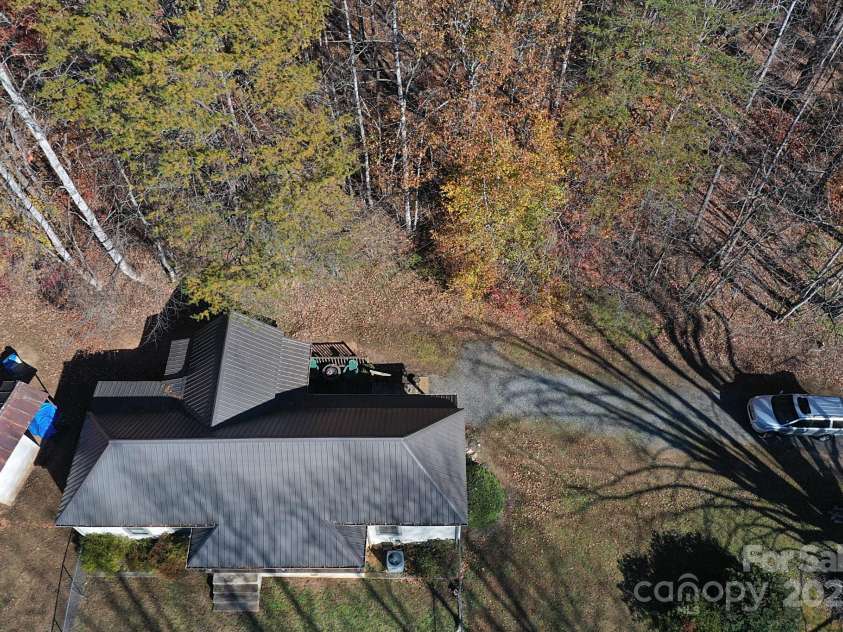 478 Foxwood Drive, Marion, NC 28752.  MLS# CAR4321439, YatesRealty ID 7086. 