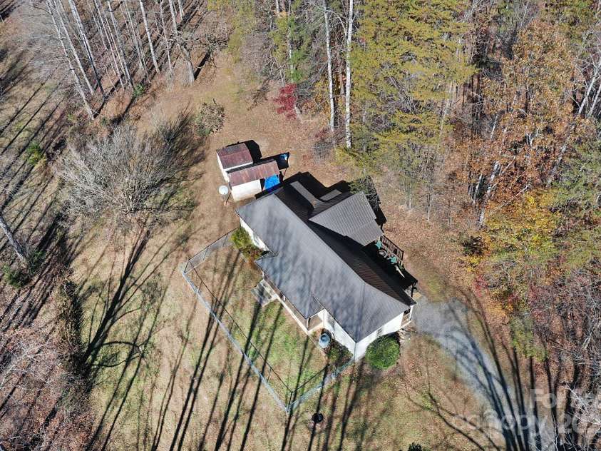 478 Foxwood Drive, Marion, NC 28752.  MLS# CAR4321439, YatesRealty ID 7086. 