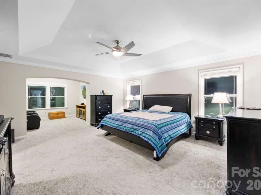 2342 Bloomfield Drive, Kannapolis, NC 28081.  MLS# CAR4346134, YatesRealty ID 7087. 