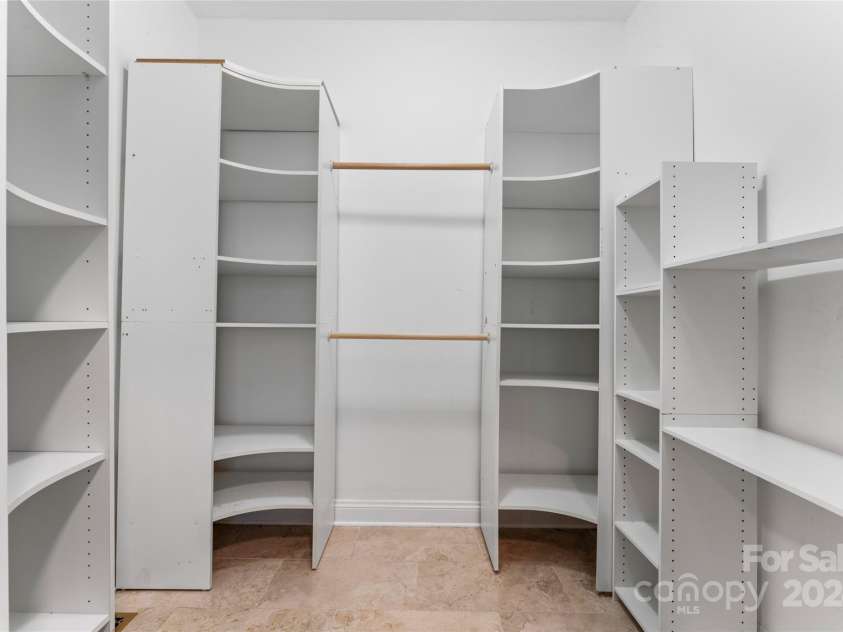 431 Walden Trail, Waxhaw, NC 28173.  MLS# CAR4198964, YatesRealty ID 7088. Primary Closet