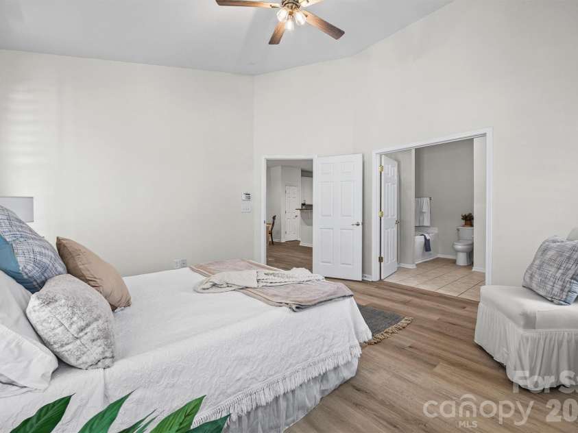1657 Onyx Ridge, Fort Mill, SC 29708.  MLS# CAR4328052, YatesRealty ID 7089. Primary Bedroom