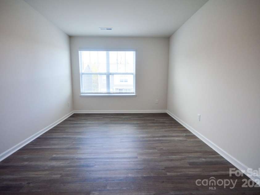 25 Cain Hollow Way, Asheville, NC 28806.  MLS# CAR4180878, YatesRealty ID 7089. 