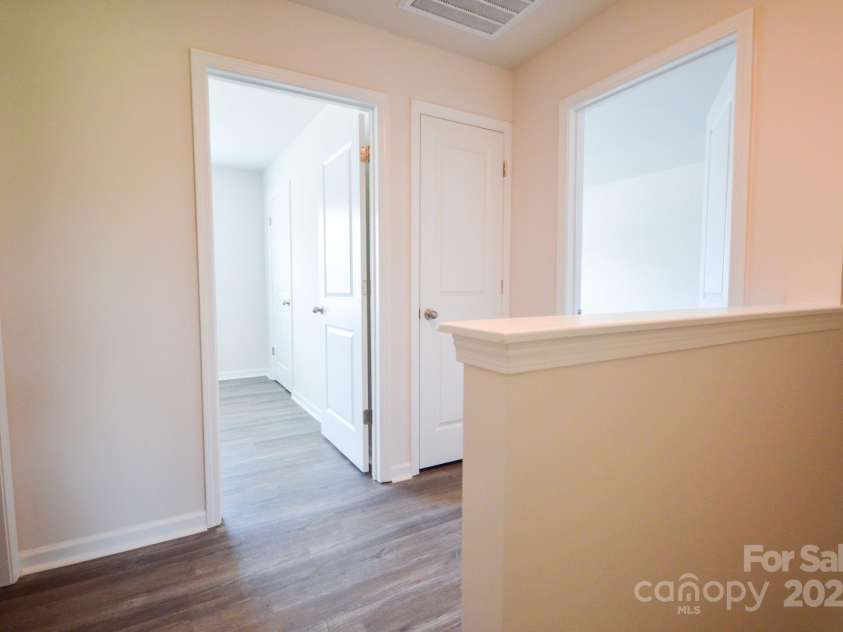 25 Cain Hollow Way, Asheville, NC 28806.  MLS# CAR4180878, YatesRealty ID 7089. 