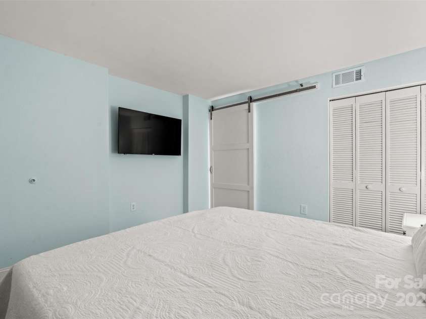 2310 Ocean Boulevard, Myrtle Beach, SC 29577.  MLS# CAR4321640, YatesRealty ID 709. 