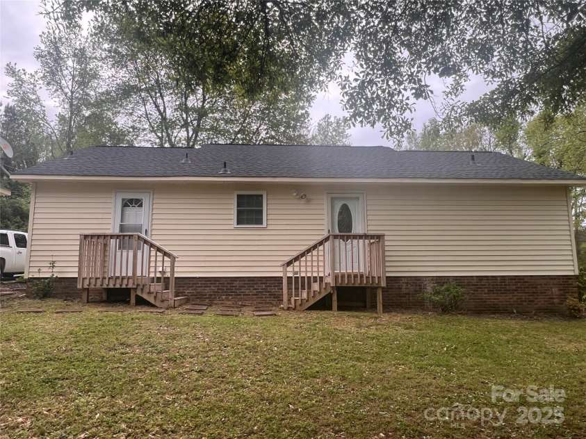 109 Wilson Acres Drive, Kings Mountain, NC 28086.  MLS# CAR4245698, YatesRealty ID 7091. House rear