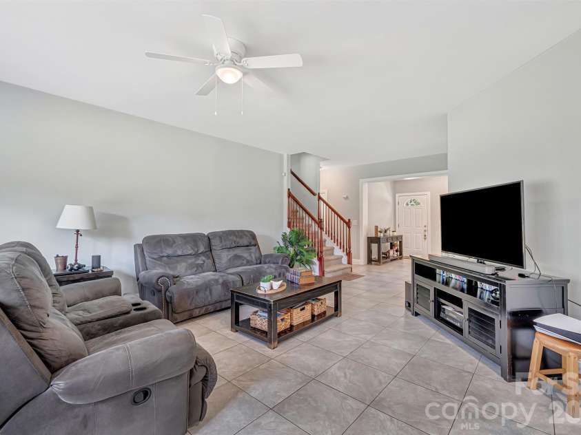 2538 Southside Road, Lincolnton, NC 28092.  MLS# CAR4361272, YatesRealty ID 7091. 