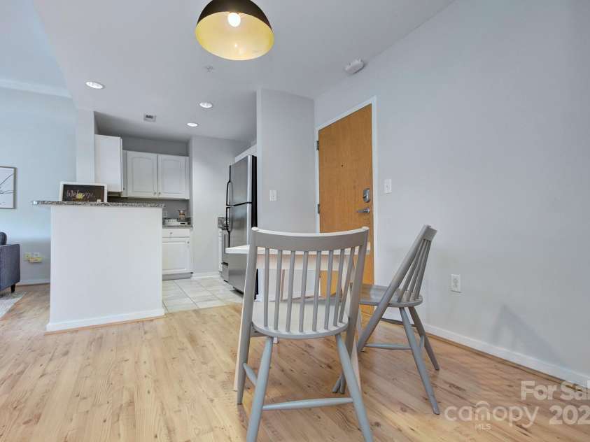 715 Church Street, Charlotte, NC 28202.  MLS# CAR4259584, YatesRealty ID 7092. 
