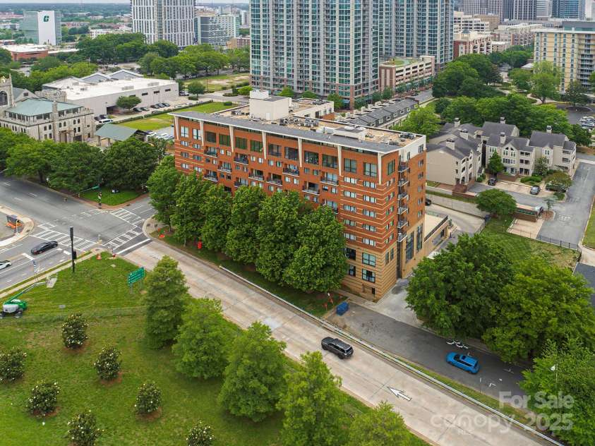 715 Church Street, Charlotte, NC 28202.  MLS# CAR4259584, YatesRealty ID 7092. 