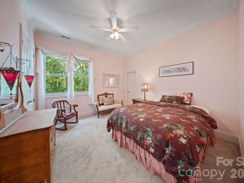 8915 Warwicke Lane, Sherrills Ford, NC 28673.  MLS# CAR4353369, YatesRealty ID 7093. Second Floor Guest
