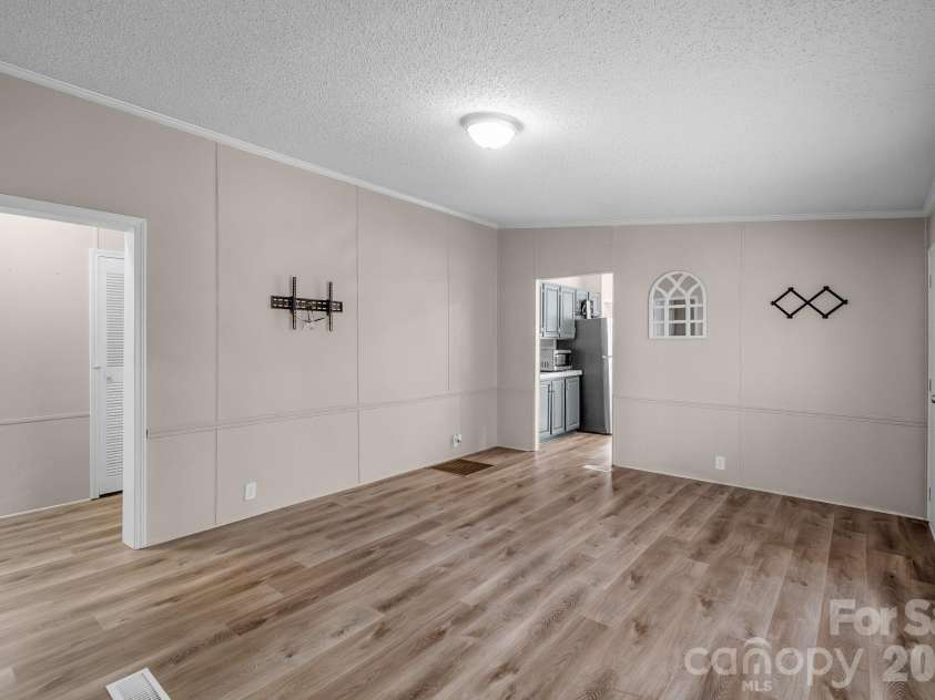 1820 Conners Lane, York, SC 29745.  MLS# CAR4355290, YatesRealty ID 7094. 