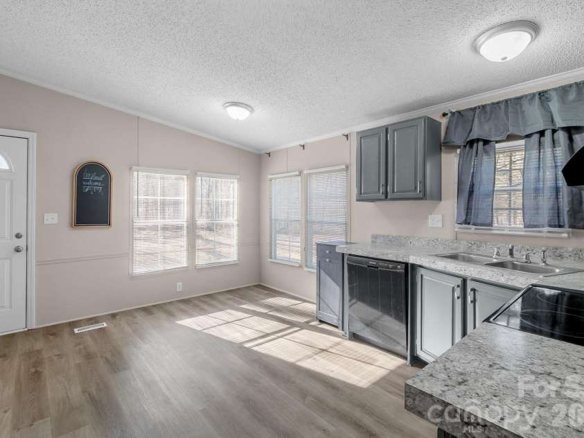 1820 Conners Lane, York, SC 29745.  MLS# CAR4355290, YatesRealty ID 7094. 
