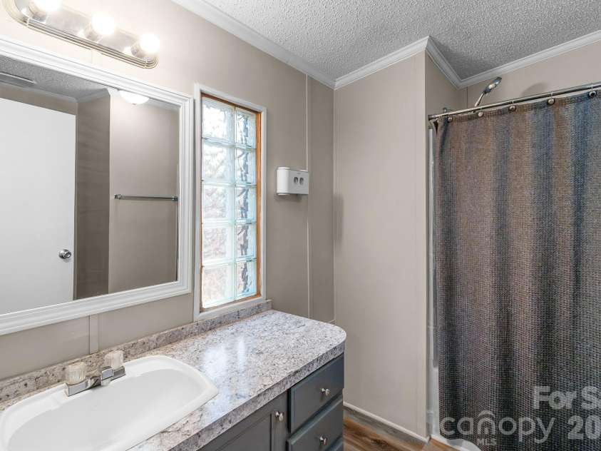1820 Conners Lane, York, SC 29745.  MLS# CAR4355290, YatesRealty ID 7094. 