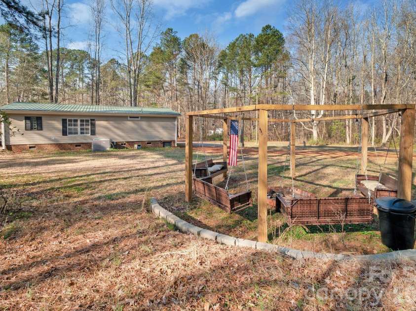 1820 Conners Lane, York, SC 29745.  MLS# CAR4355290, YatesRealty ID 7094. 