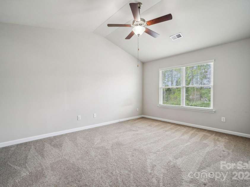 10036 Brittondale Lane, Charlotte, NC 28215.  MLS# CAR4238226, YatesRealty ID 7097. 