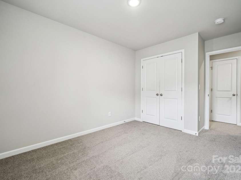10036 Brittondale Lane, Charlotte, NC 28215.  MLS# CAR4238226, YatesRealty ID 7097. 