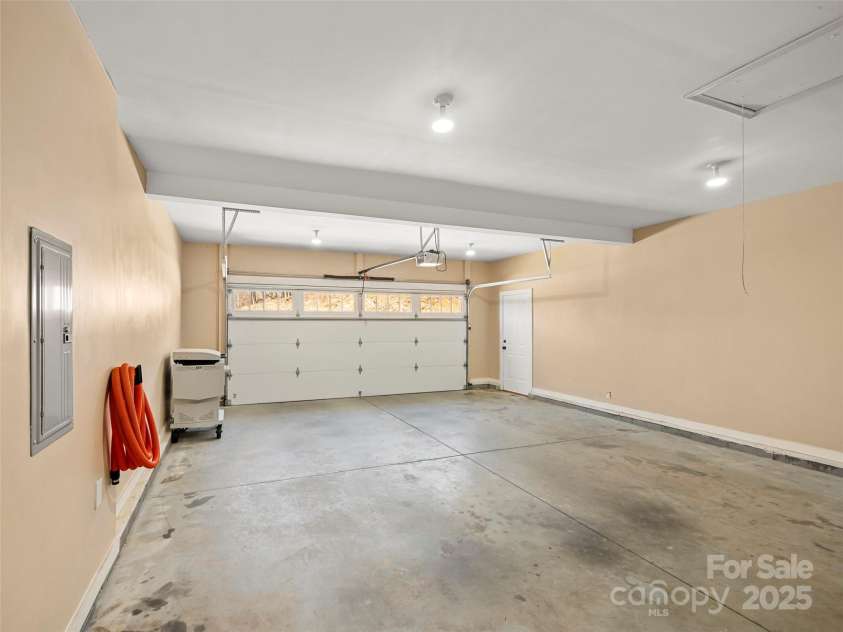 6753 Pinnacle Mountain Road, Zirconia, NC 28790.  MLS# CAR4237345, YatesRealty ID 7098. 2 car garage