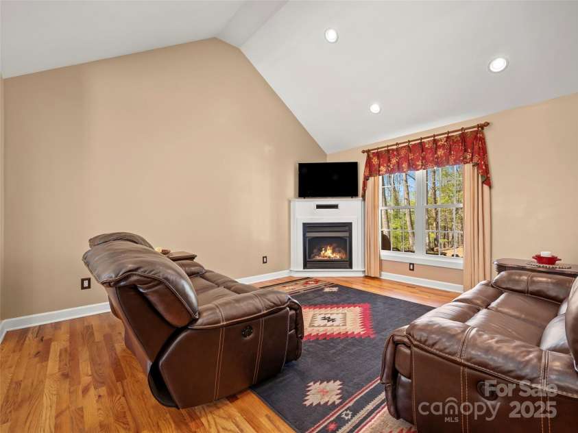 6753 Pinnacle Mountain Road, Zirconia, NC 28790.  MLS# CAR4237345, YatesRealty ID 7098. Living Room